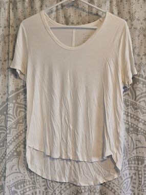 a new day Cream Scoop Neck Short Sleeve Tee